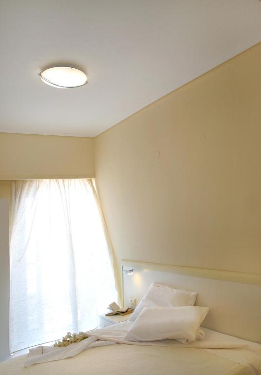 Hotel On The Rocks Paleochora Zimmer foto